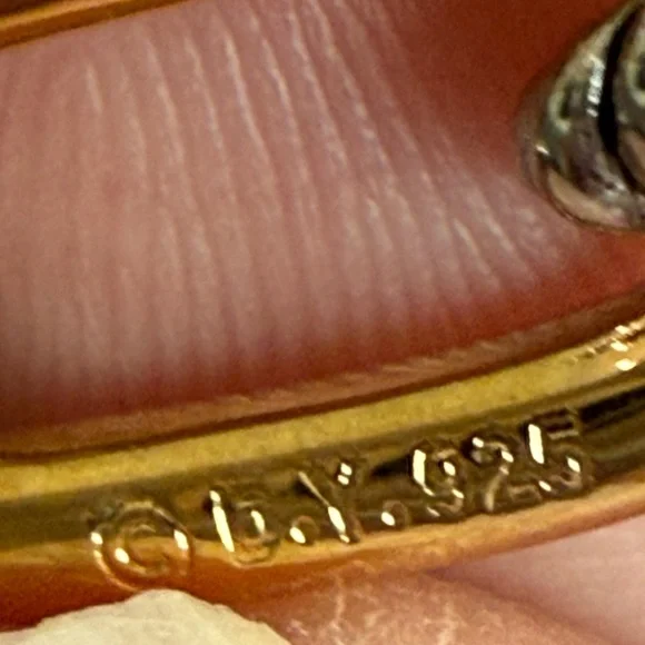 Elegant Silver and Gold Tone Chain Bracelet - Picture 6 of 10